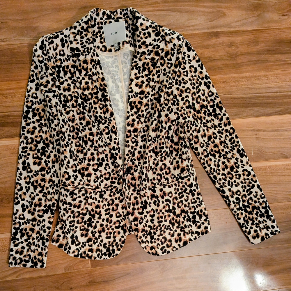 ICHI Leopard Print Fitted Blazer - Size Small - Tan/Black Animal Print